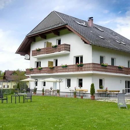 アパート Haus Sagerer Near Attersee And Mondsee Strass im Attergau