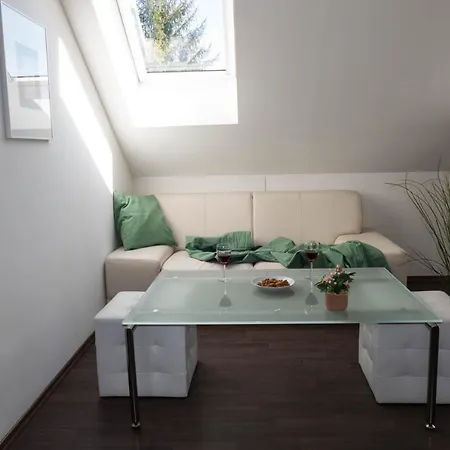 Haus Sagerer Near Attersee And Mondsee アパート *